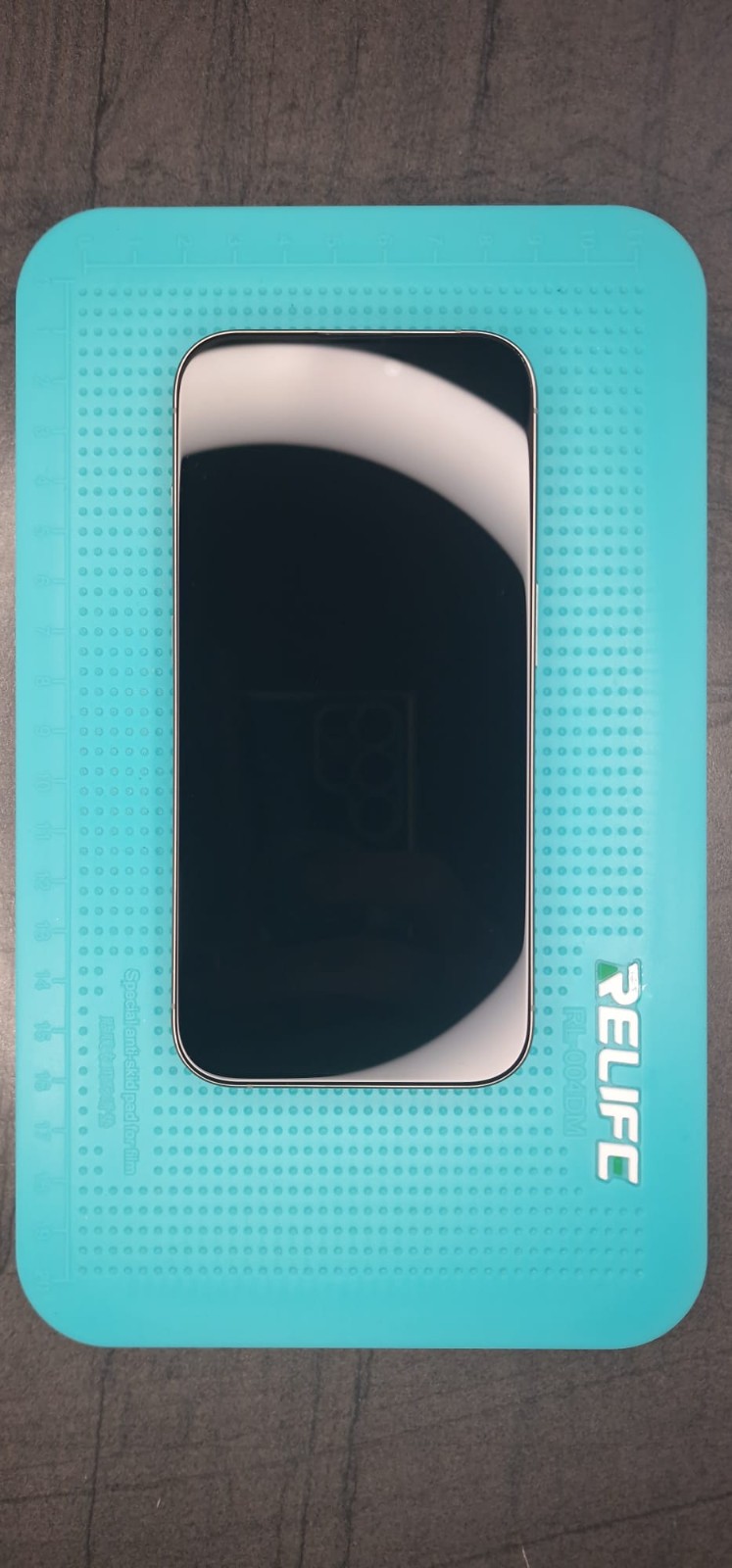 Apple iPhone 15 Pro 128GB White Titanium - Zustand GUT 87% Kapazität – Bild 7