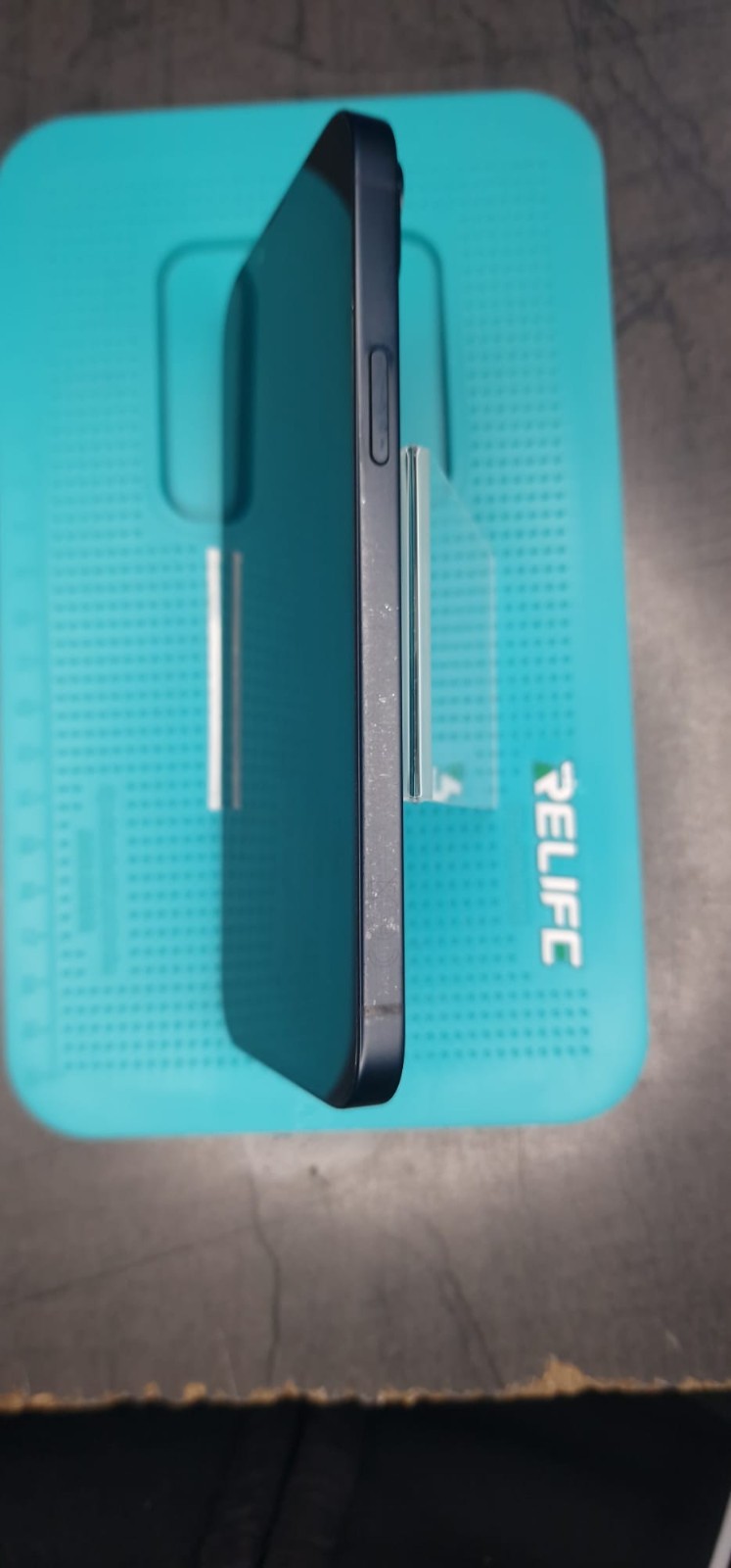 Apple iPhone 14 Plus 128GB Mitternacht/Schwarz Zustand: GUT â Bild 3