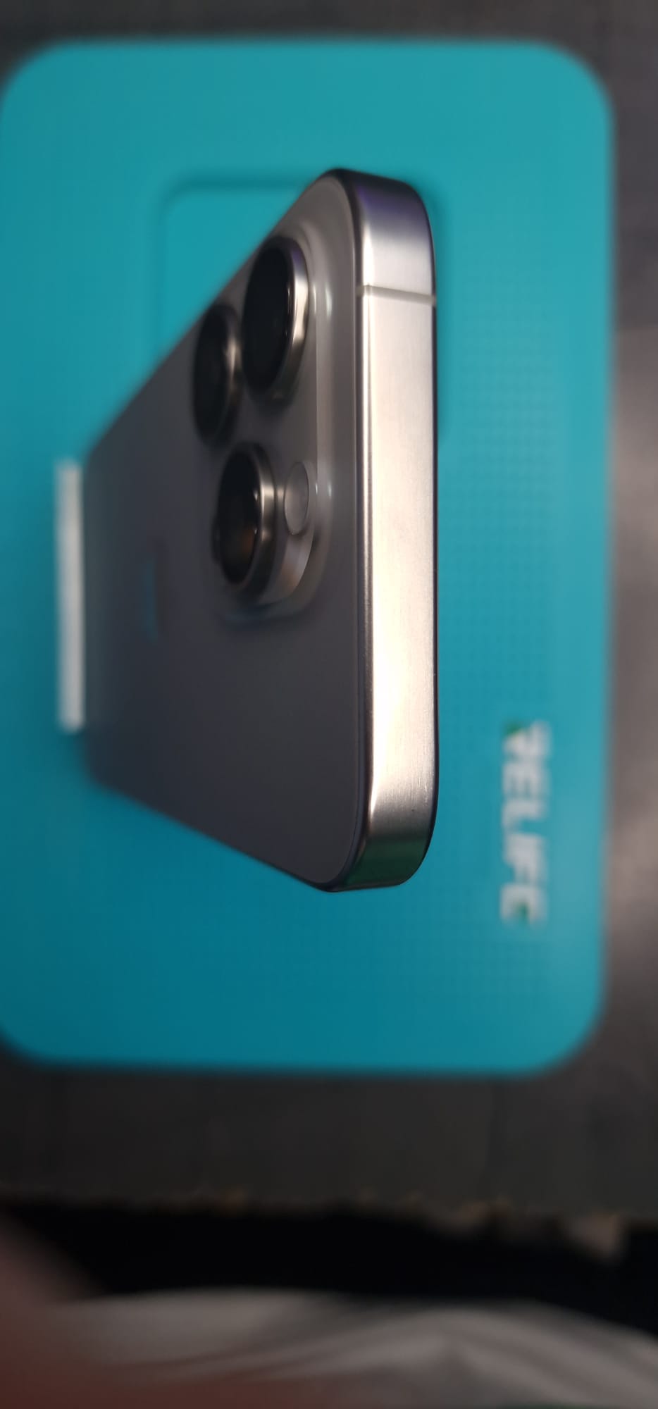 Apple iPhone 15 Pro 128 GB Natur – Gut – Bild 3