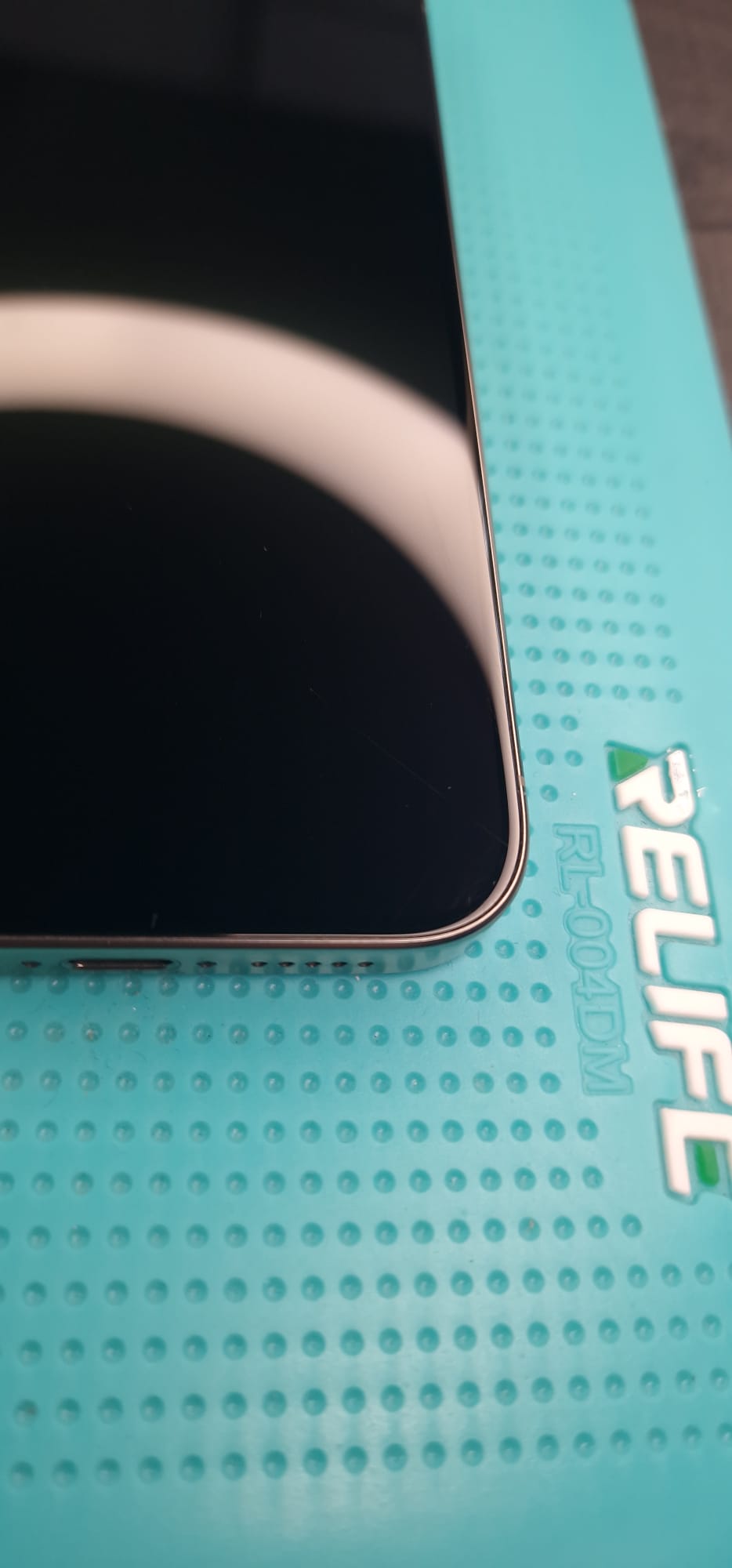 Apple iPhone 15 Pro 128 GB Natur – Gut – Bild 11