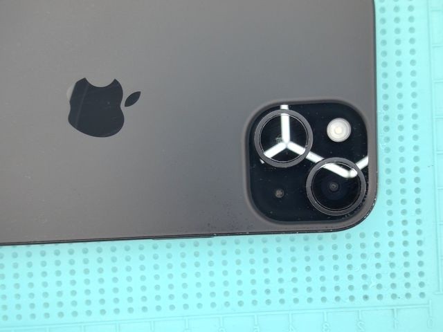 Apple iPhone 15 - 512GB - schwarz - Fair - AK5258 – Bild 4