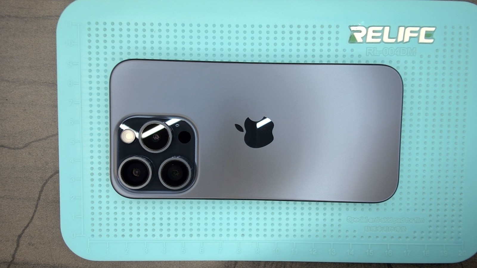 Apple iPhone 15 Pro - 128 GB - Titan Blau - Sehr Gut - 88% - AK5132 – Bild 3