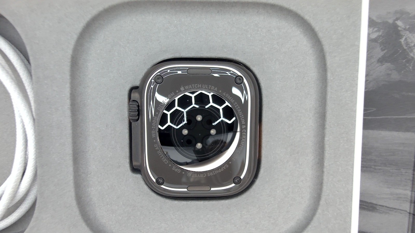 Apple Watch Ultra 3 GPS + Cellular 49mm Titan schwarz Alpine Loop schwarz M 5217 – Bild 6