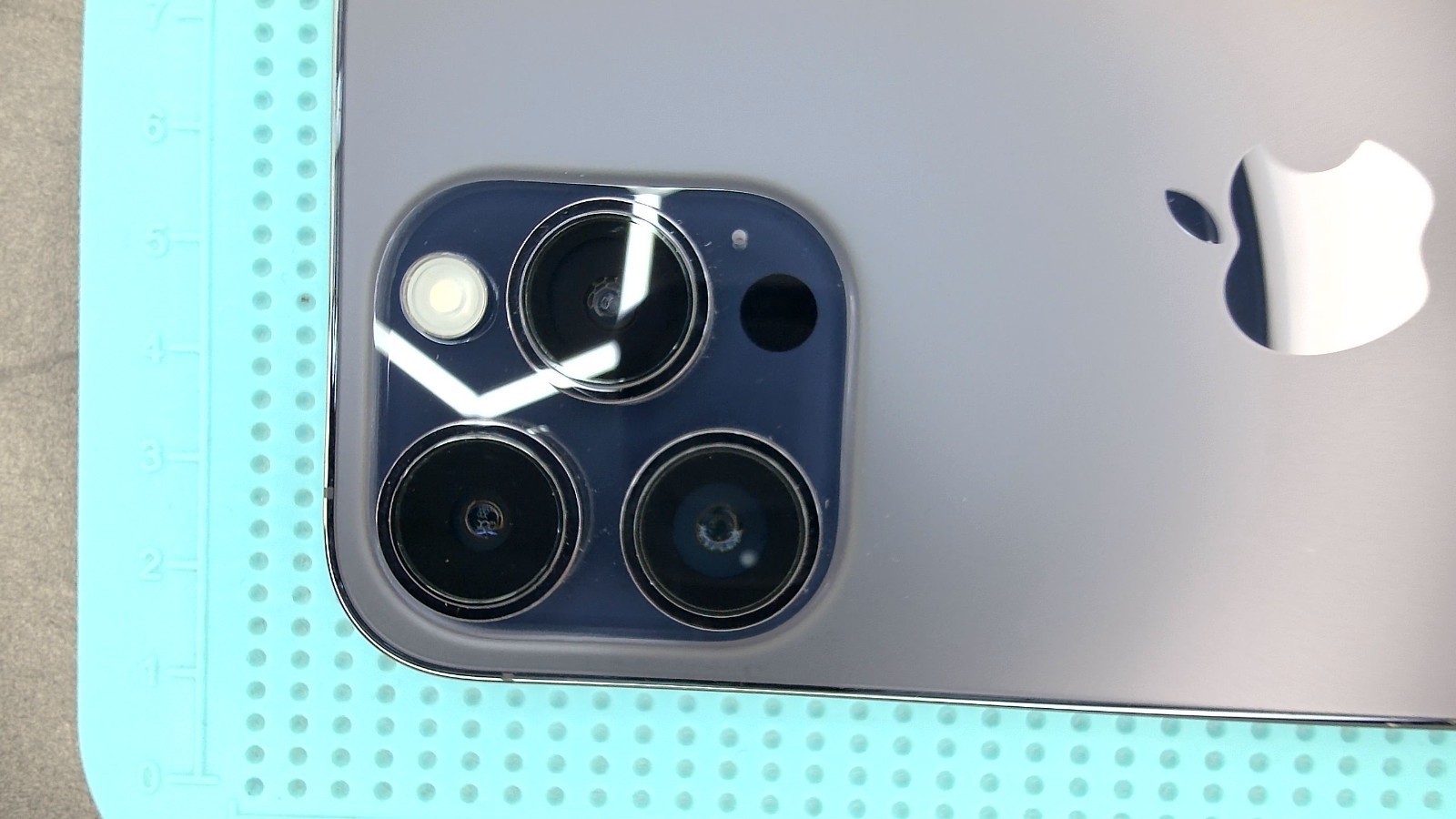 Apple iPhone 14 Pro Max 128GB dunkellila - Sehr Gut - 100% - AK5326 – Bild 3