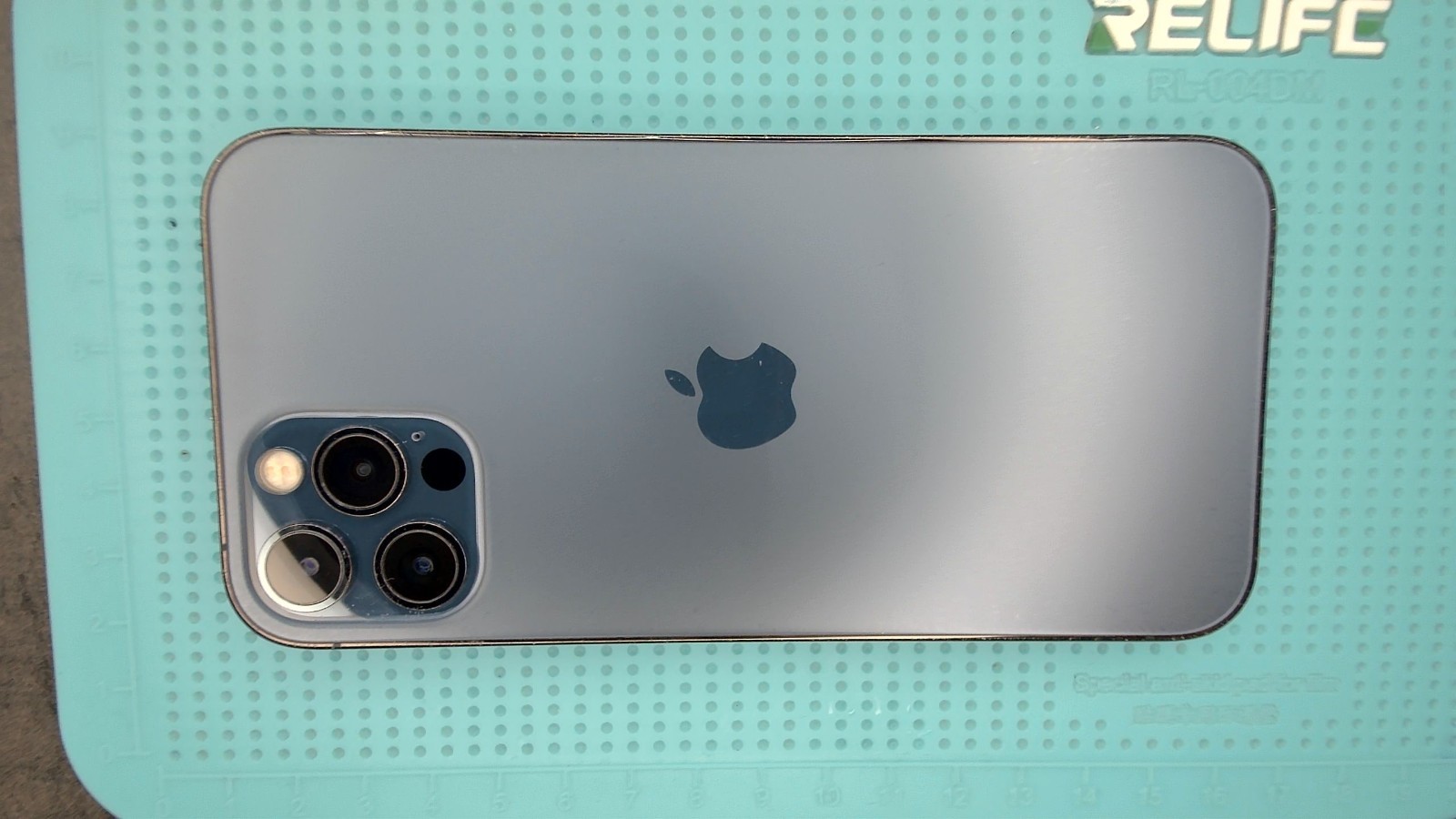 Apple iPhone 12 Pro 128GB Pazifikblau - 100% - AK5351 – Bild 9