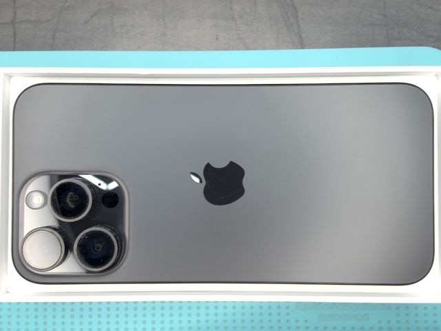 Apple iPhone 15 Pro Max 256 GB schwarz - Sehr Gut - 85% - AK5401 – Bild 3